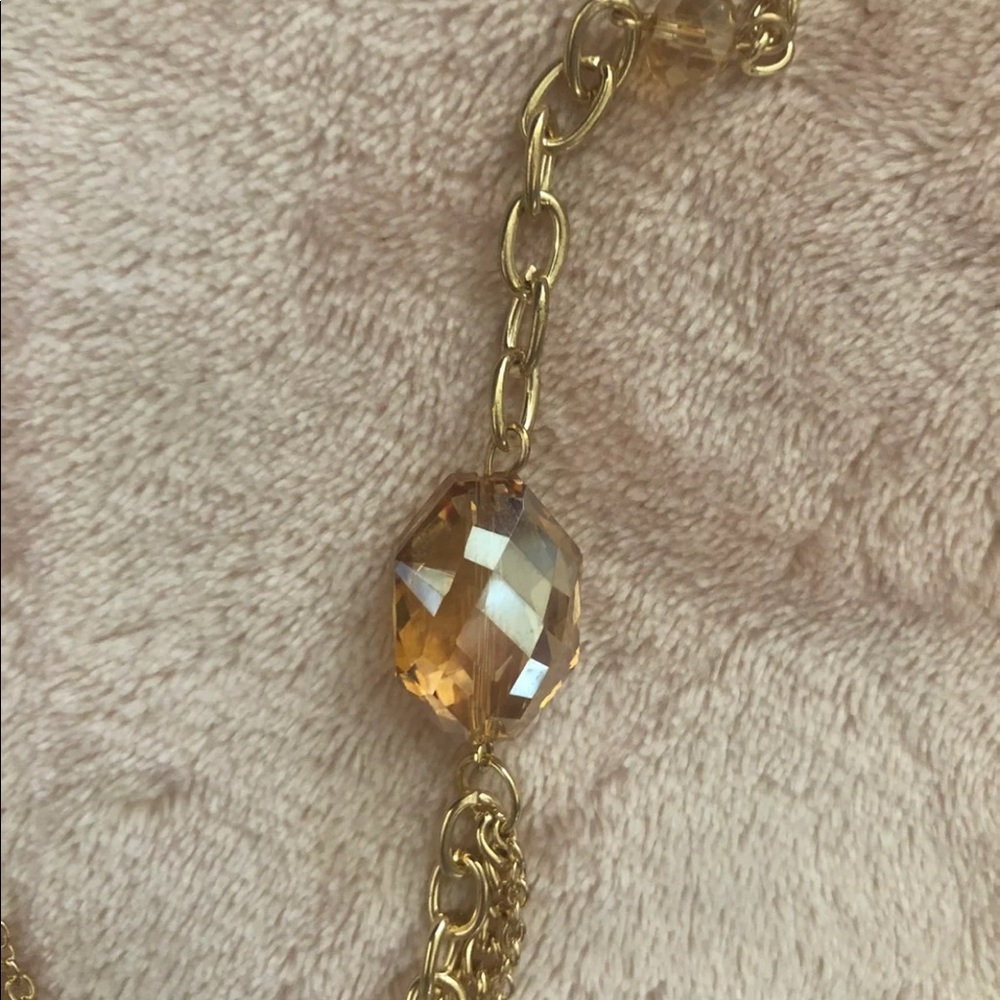 Beautiful necklace long gold & matching earrings